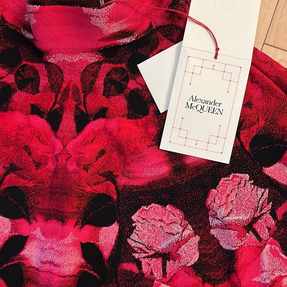 Alexander McQueen Skirt Size L Red English Blurred Rose Jacquard Mini Skirt - Picture 3 of 6